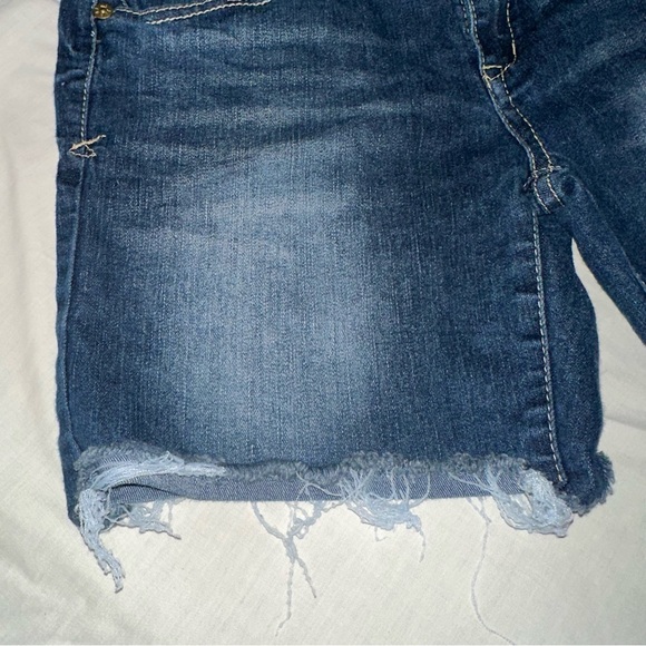 Vintage Jean Shorts by UNIONBAY - Picture 8 of 16